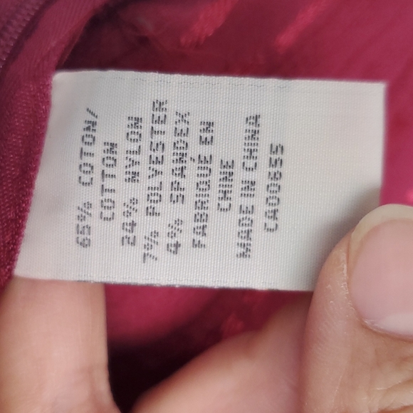 RW&CO red top - Picture 3 of 4